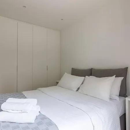 Trikoupi D2 Apartment *